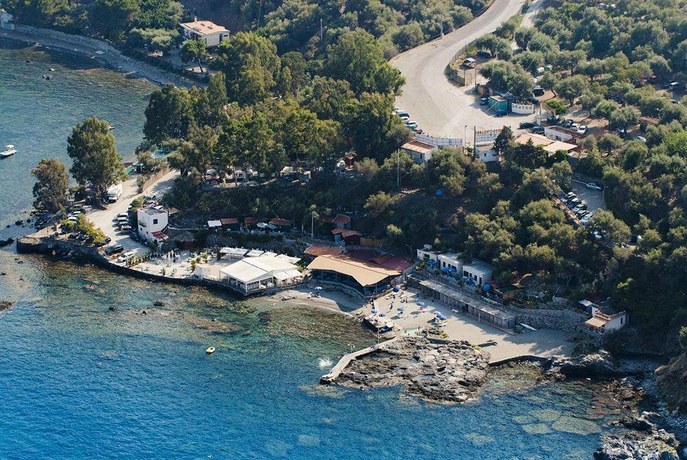 Riva Smeralda Camping Lodge Милаццо Экстерьер фото
