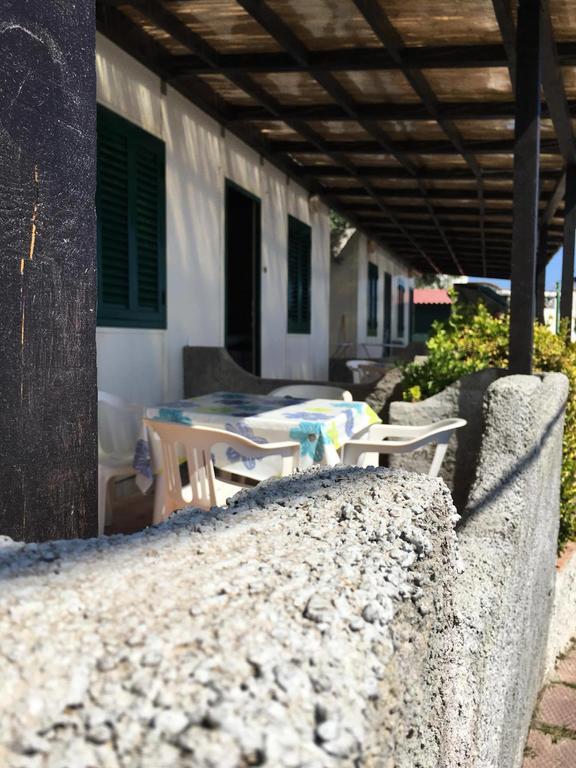 Riva Smeralda Camping Lodge Милаццо Экстерьер фото